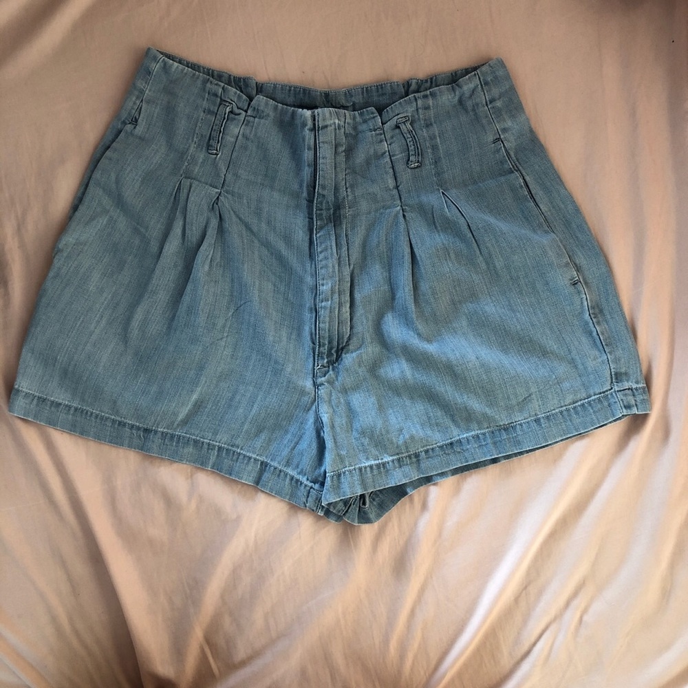 Abercrombie and Fitch blue short